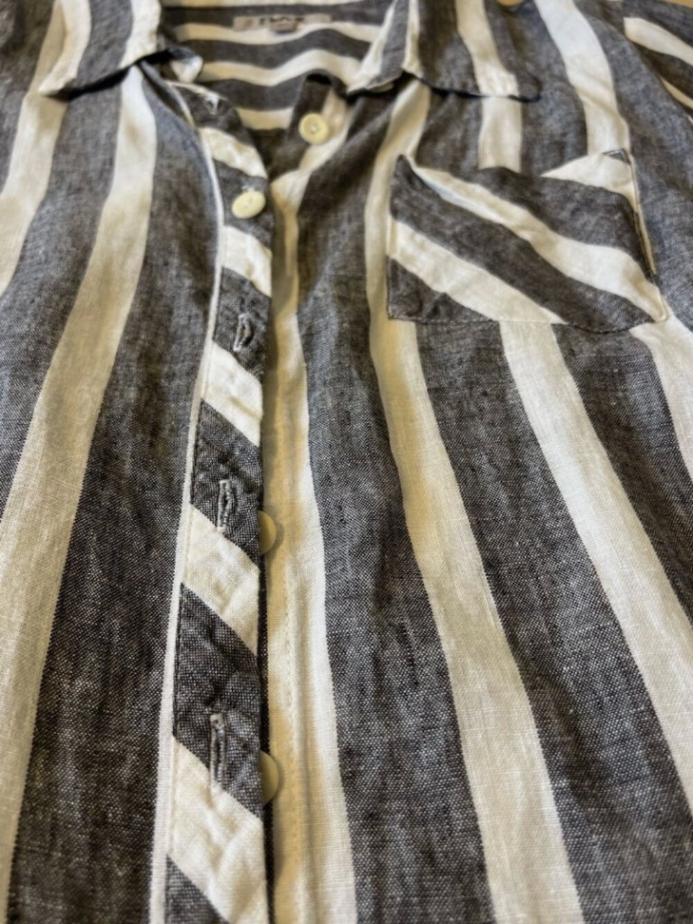 Flax Linen Button Up - Picture 6 of 6
